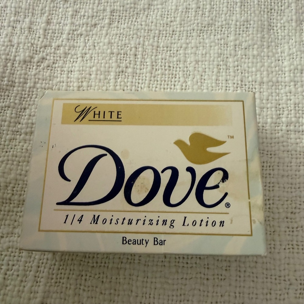 Vintage 1997 Dove White Beauty Bar Soap 1/4 Moisturizing Lotion Lever Brothers